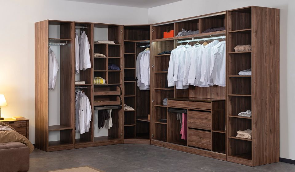 Antik Corner Wardrobe